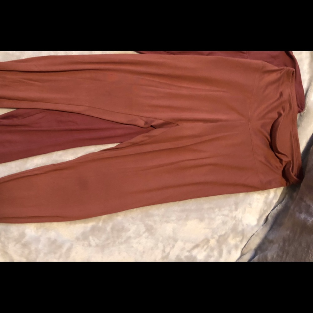 Express Supersoft leggings 3 pairs $8